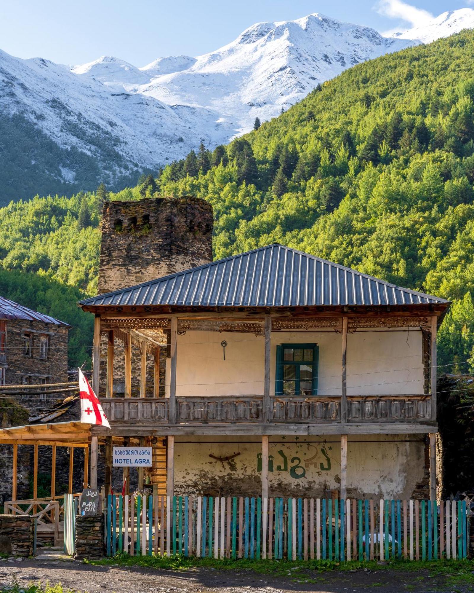 Agra Ushguli Hotel Exterior photo